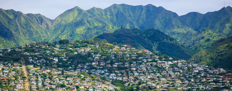 kaimuki town living in honolulu